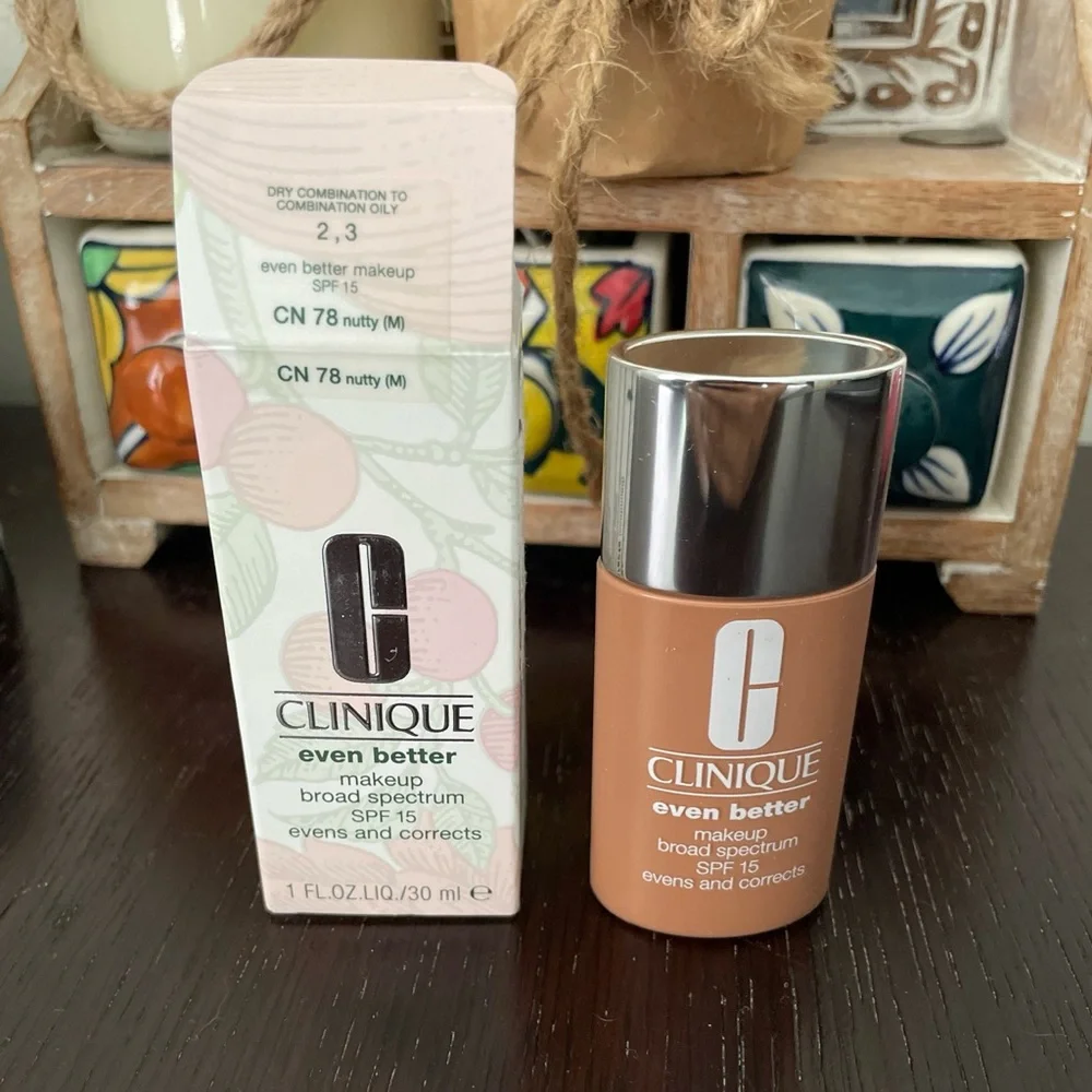 Clinique Even Better Makeup SPF 15 Evens &‎ Corrects - 78 Nutty M New